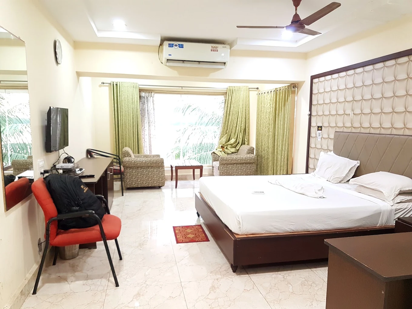 Executive Room